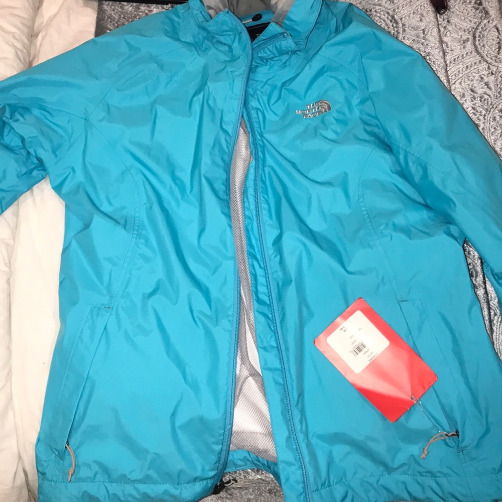 NWT North face windbreaker